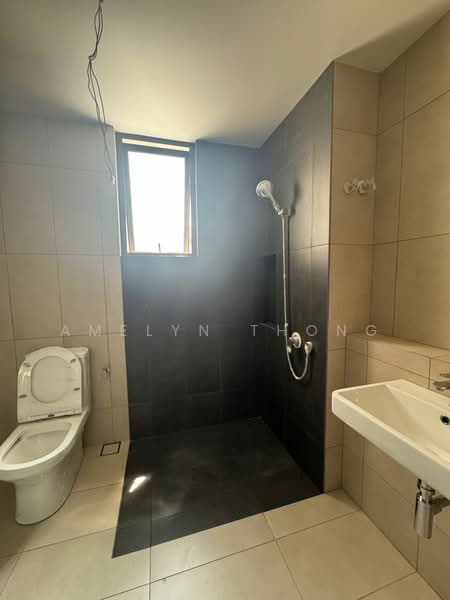 Terraced House for Rent in Taman Bukit Serdang (Seri Kembangan) - Amelyn Thong - Bathroom - PropertyGuru.com.my