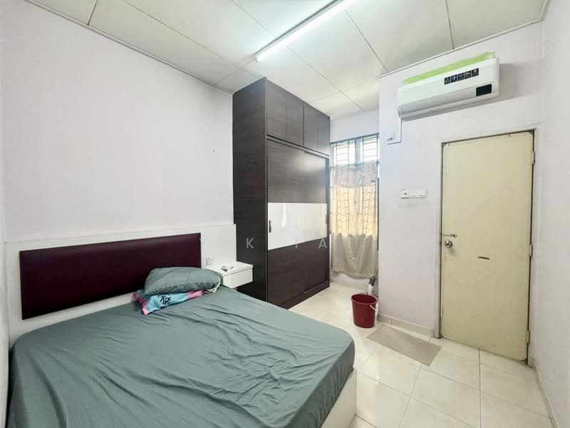 2-storey Terraced House for Sale in Ehsan Jaya (Johor Bahru) - Yik Tat - PropertyGuru.com.my