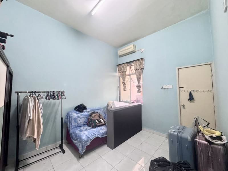 2-storey Terraced House for Sale in Ehsan Jaya (Johor Bahru) - Yik Tat - PropertyGuru.com.my