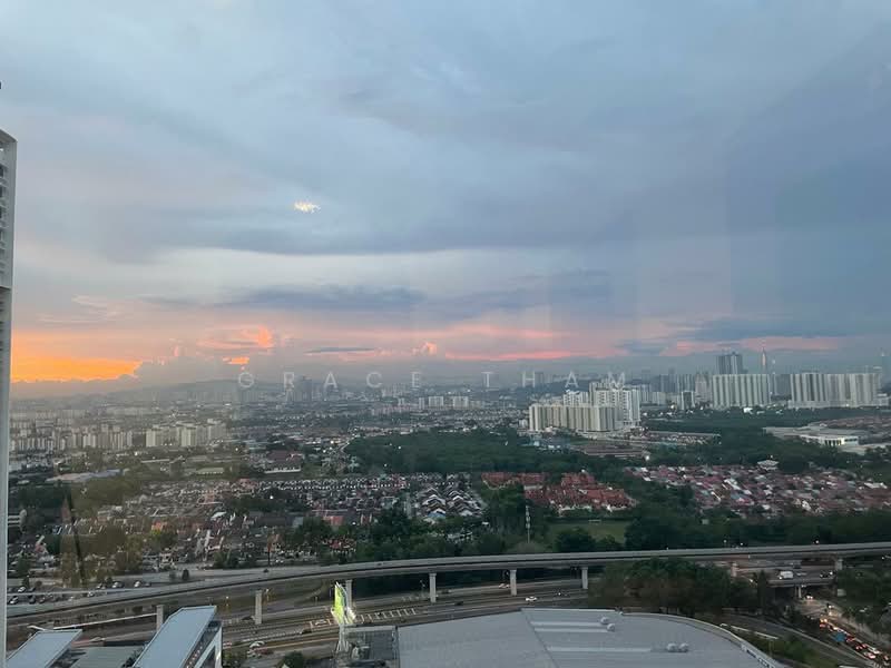 Servis Apartment untuk Disewa di Ten Kinrara - Grace Tham - View - PropertyGuru.com.my
