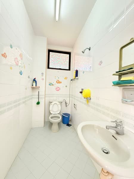 Rumah Banglo untuk Dijual di Senai (Johor) - Cathy Tan - Bathroom - PropertyGuru.com.my
