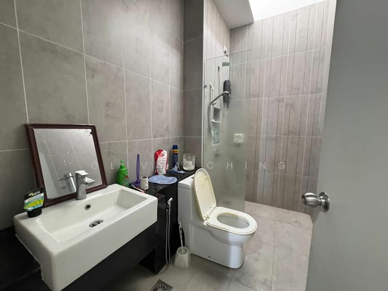 Rumah Teres 2 Tingkat untuk Dijual di Eco Summer (Johor Bahru) - Olivia Ching - Bathroom - PropertyGuru.com.my