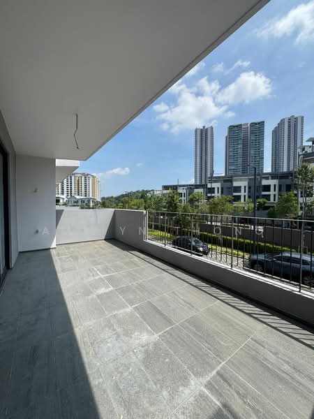 Terraced House for Rent in Taman Bukit Serdang (Seri Kembangan) - Amelyn Thong - Balcony - PropertyGuru.com.my