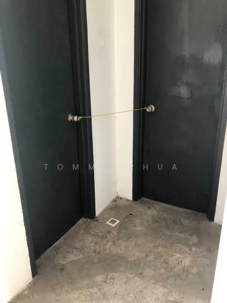 Office for Rent in Taman Cahaya Kota Puteri (Masai) - Tommy Phua - Corridor - PropertyGuru.com.my