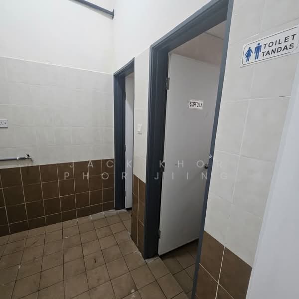 Shop / Office for Rent in Setia Alam (Selangor) - Jack Khor Phor Jiing - Interior - PropertyGuru.com.my