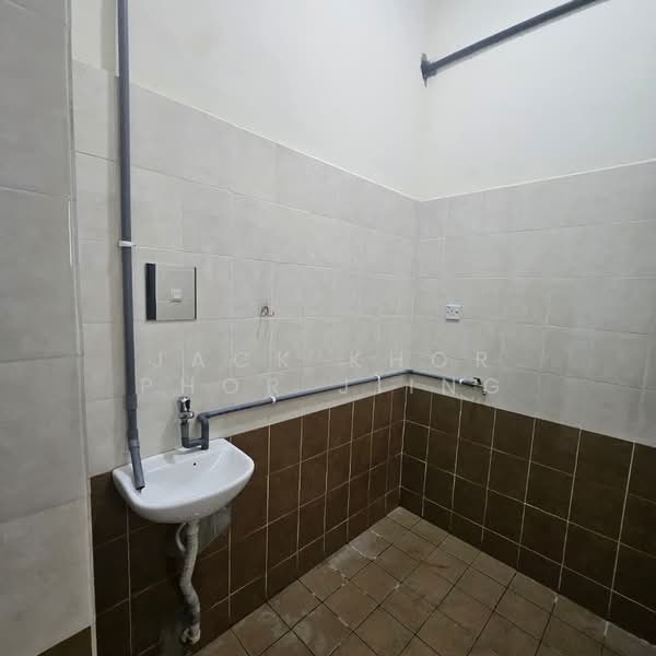 Shop / Office for Rent in Setia Alam (Selangor) - Jack Khor Phor Jiing - Interior - PropertyGuru.com.my