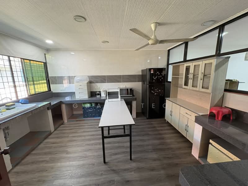 Terraced House for Sale in Kota Kinabalu (Sabah) - Grace Teo - Kitchen - PropertyGuru.com.my