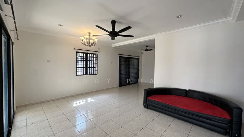 Rumah Teres 2 Tingkat untuk Disewa di Bandar Baru Tambun (Tambun) - Mandy Phang - Living Room - PropertyGuru.com.my