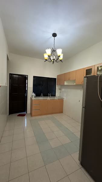 Rumah Teres 2 Tingkat untuk Disewa di Bandar Baru Tambun (Tambun) - Mandy Phang - Kitchen - PropertyGuru.com.my