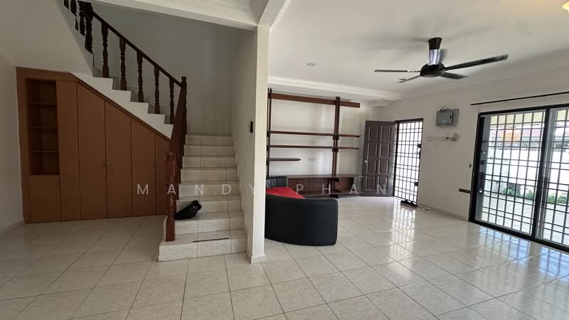 Rumah Teres 2 Tingkat untuk Disewa di Bandar Baru Tambun (Tambun) - Mandy Phang - Living Room - PropertyGuru.com.my