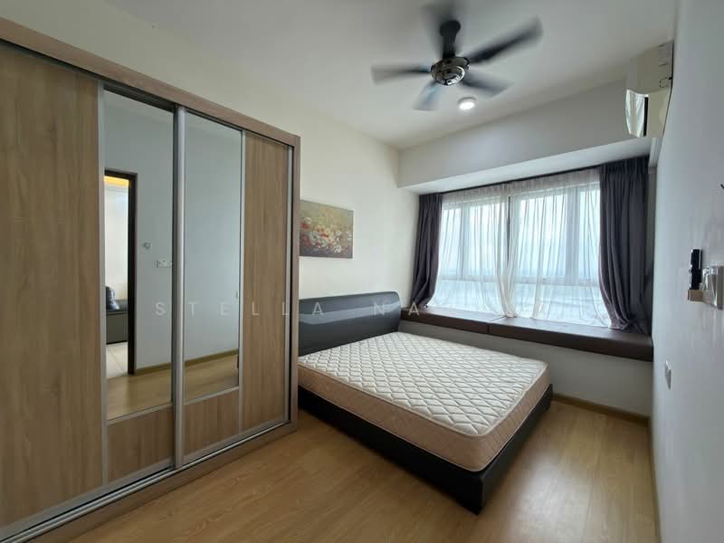 Condominium for Rent at Royal Strand @ Country Garden Danga Bay - Stella Narita - PropertyGuru.com.my