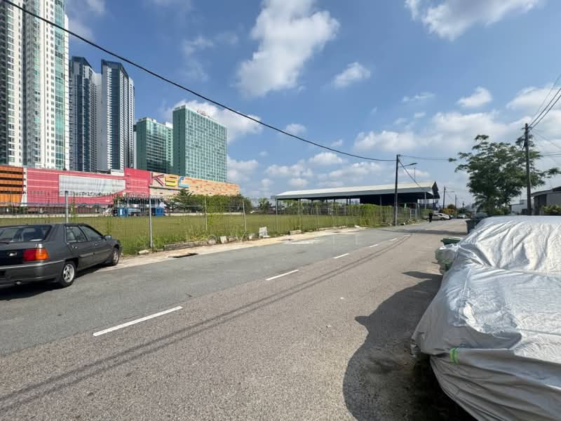 1-storey Terraced House for Sale in Taman Century (Johor Bahru) - Jovin Te - Exterior - PropertyGuru.com.my