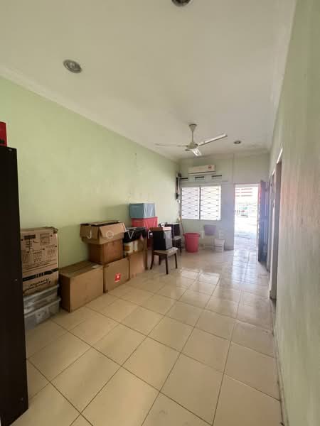 1-storey Terraced House for Sale in Taman Century (Johor Bahru) - Jovin Te - Interior - PropertyGuru.com.my
