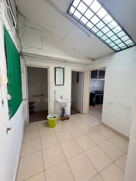 1-storey Terraced House for Sale in Taman Century (Johor Bahru) - Jovin Te - Interior - PropertyGuru.com.my