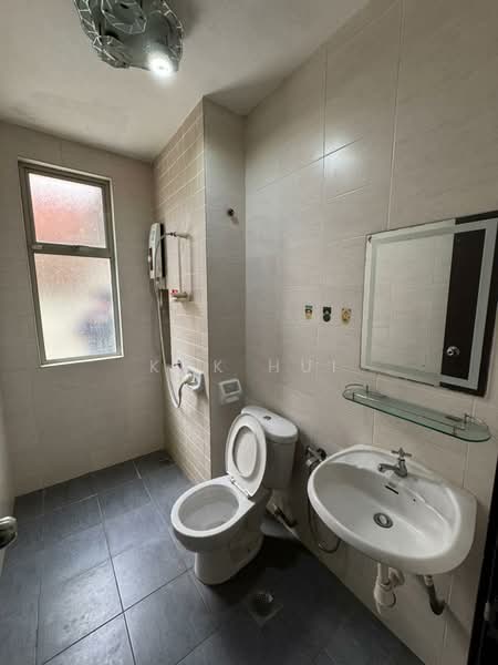 Rumah Berkembar untuk Dijual di Horizon Hills (Iskandar Puteri (Nusajaya)) - Kok Hui - Bathroom - PropertyGuru.com.my