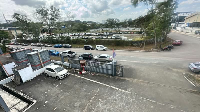 Plentong 1.5 Storey Semi-Detached Factory - 5