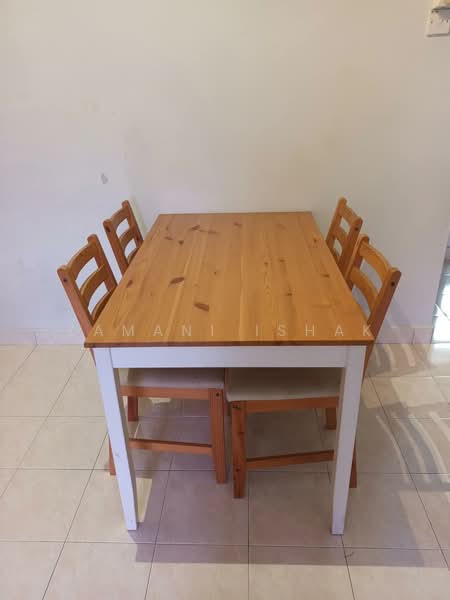 Pangsapuri untuk Dijual di Pangsapuri Tainia - Zamani Ishak - Dining Room - PropertyGuru.com.my