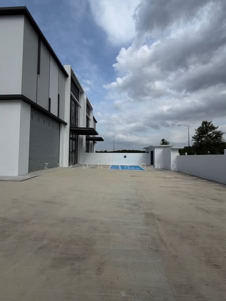 1stry cluster Factory (MED) UNBLOCK VIEW@ Eco Business Park 1 - 2