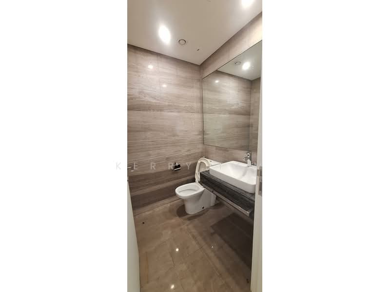 Servis Apartment untuk Disewa di The Sentral Residences - Kerry Tam - Bathroom - PropertyGuru.com.my