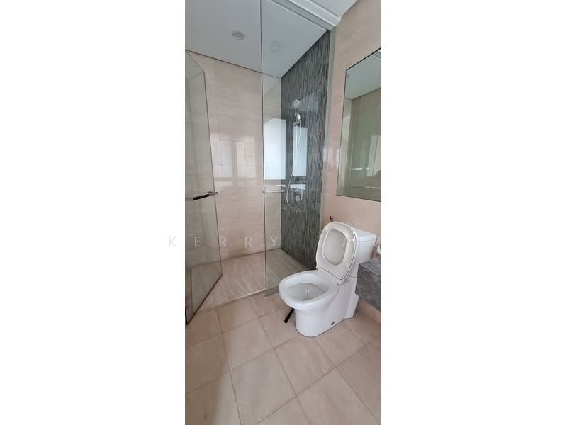Servis Apartment untuk Disewa di The Sentral Residences - Kerry Tam - Bathroom - PropertyGuru.com.my