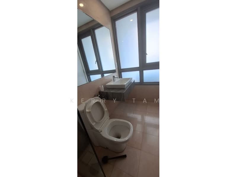 Servis Apartment untuk Disewa di The Sentral Residences - Kerry Tam - Bathroom - PropertyGuru.com.my