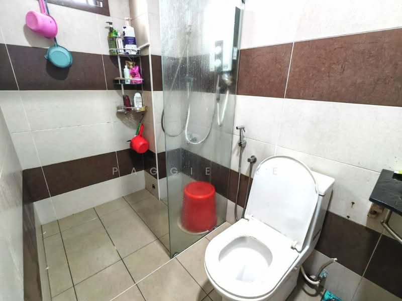 2-storey Terraced House for Sale in Taman Impian Emas (Skudai) - Paggie Tee - Bathroom - PropertyGuru.com.my
