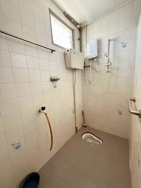 Rumah Teres 1 Tingkat untuk Disewa di Pekan Nanas (Johor) - Zen Wong - Bathroom - PropertyGuru.com.my