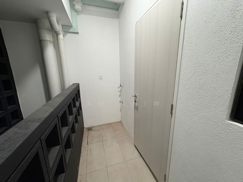 Service Residence for Sale at Maya Ara Residences - Sam Chiw - Corridor - PropertyGuru.com.my