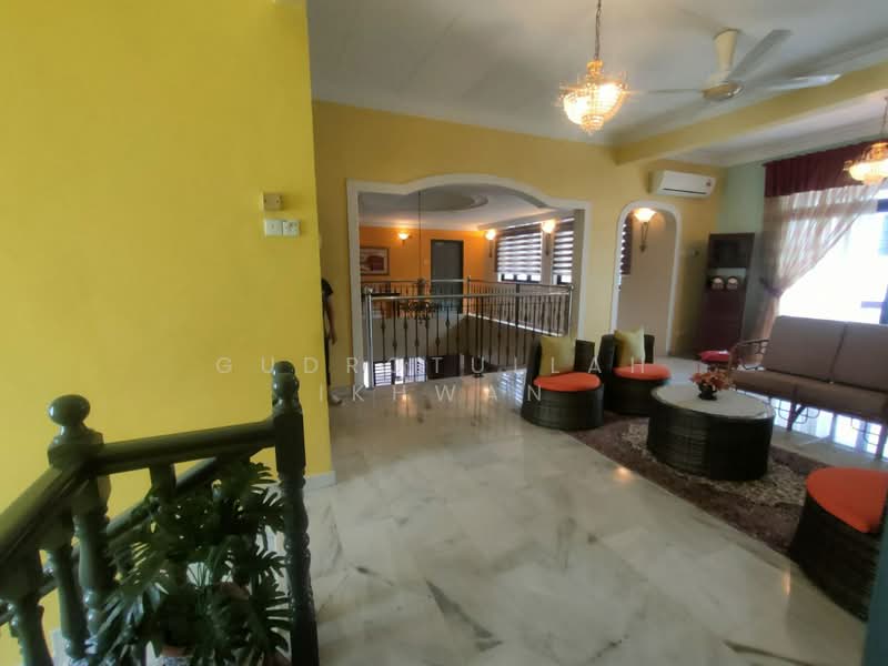 2-storey Terraced House for Sale in Bandar Tun Hussein Onn (Cheras) - Gudrotullah Ikhwan - Living Room - PropertyGuru.com.my