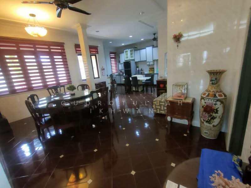 2-storey Terraced House for Sale in Bandar Tun Hussein Onn (Cheras) - Gudrotullah Ikhwan - Dining Room - PropertyGuru.com.my