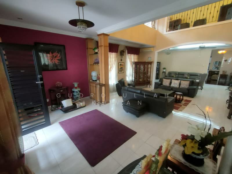 2-storey Terraced House for Sale in Bandar Tun Hussein Onn (Cheras) - Gudrotullah Ikhwan - Living Room - PropertyGuru.com.my