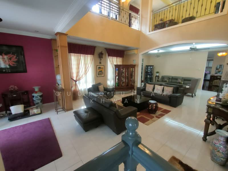 2-storey Terraced House for Sale in Bandar Tun Hussein Onn (Cheras) - Gudrotullah Ikhwan - Living Room - PropertyGuru.com.my