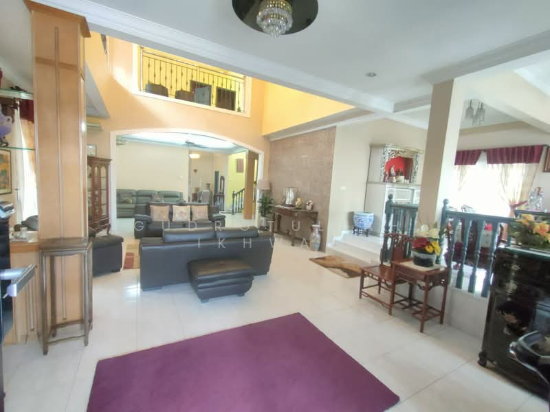 2-storey Terraced House for Sale in Bandar Tun Hussein Onn (Cheras) - Gudrotullah Ikhwan - Living Room - PropertyGuru.com.my