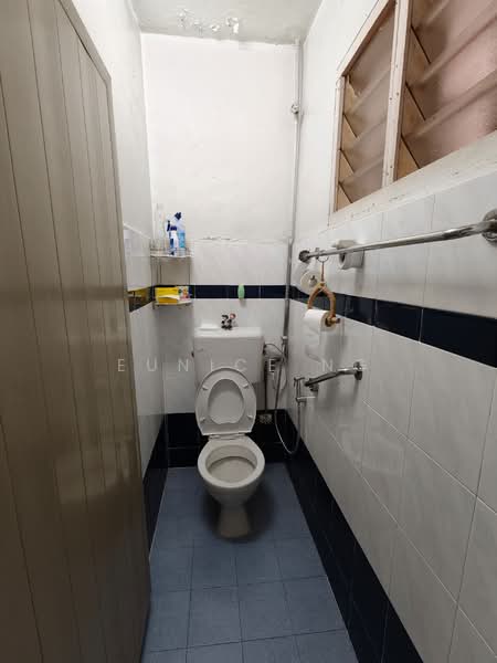 Rumah Teres 1 Tingkat untuk Dijual di Kulai (Johor) - Eunice Ng - Bathroom - PropertyGuru.com.my