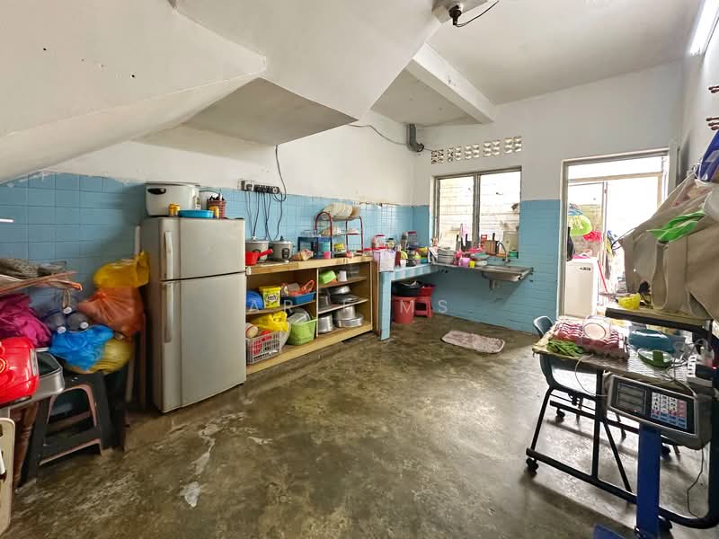 Rumah Teres 2 Tingkat untuk Dijual di Taman Batu View (Batu) - Arif MS - Kitchen - PropertyGuru.com.my
