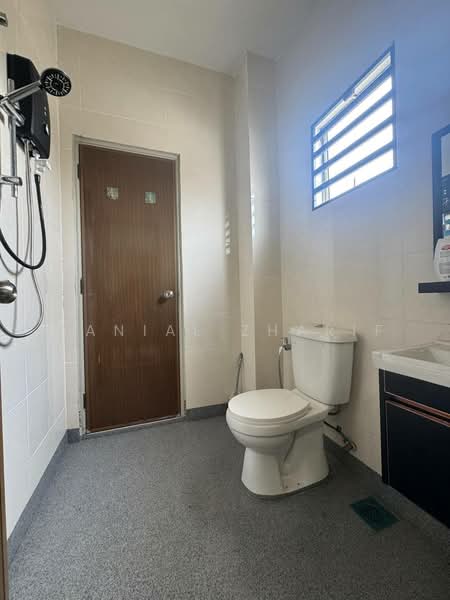Rumah Teres 2 Tingkat untuk Dijual di Klang (Selangor) - Danial Zharif - Bathroom - PropertyGuru.com.my
