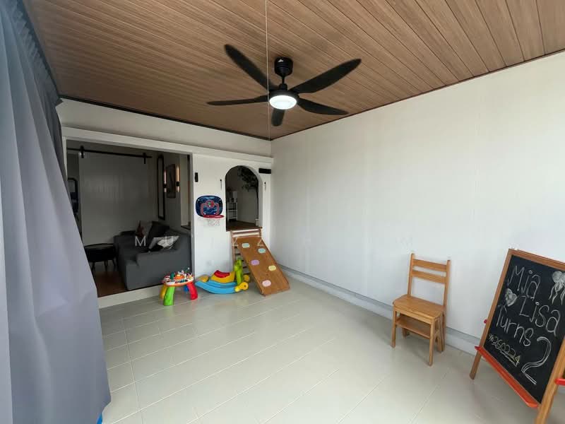 Rumah Bandar untuk Dijual di Kuala Selangor (Selangor) - Mu'izz Halim - Living Room - PropertyGuru.com.my