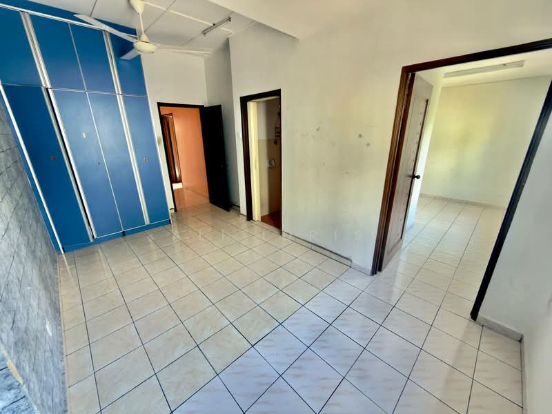 2-storey Terraced House for Sale in Bandar Mahkota Cheras (Cheras) - Ali Idris - Interior - PropertyGuru.com.my