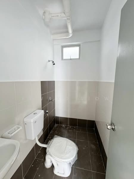2-storey Terraced House for Sale in Mutiara Rini (Skudai) - Edward Siow - Bathroom - PropertyGuru.com.my