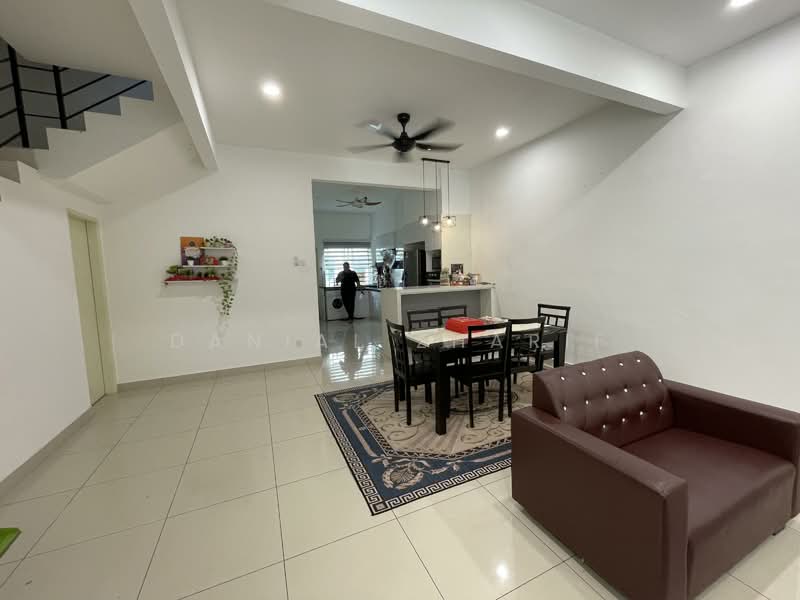 Rumah Teres 2 Tingkat untuk Dijual di Seberang Perai (Penang) - Danial Zharif - Living Room - PropertyGuru.com.my