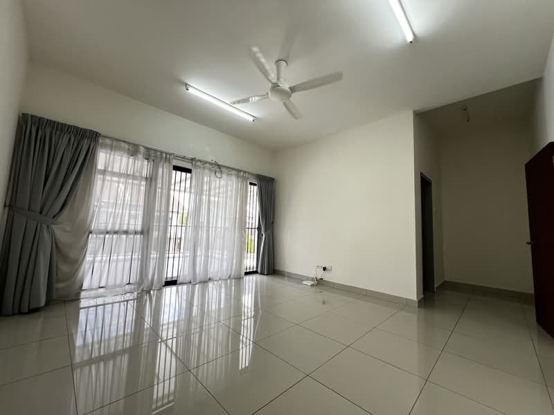 2-storey Terraced House for Rent in Sepang (Selangor) - Max Low - Living Room - PropertyGuru.com.my