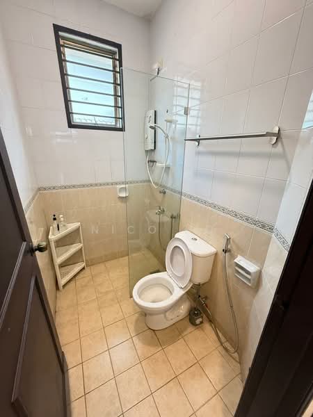 Rumah Teres 1.5 Tingkat untuk Disewa di Taman Molek (Johor Bahru) - Nico Ho - Bathroom - PropertyGuru.com.my