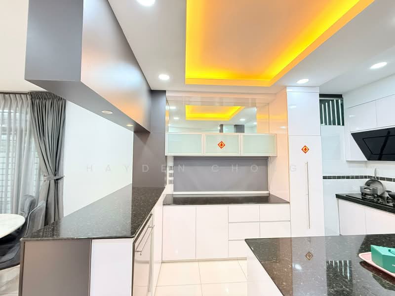 Cluster House for Sale in Bukit Indah (Iskandar Puteri (Nusajaya)) - Hayden Chong - Kitchen - PropertyGuru.com.my