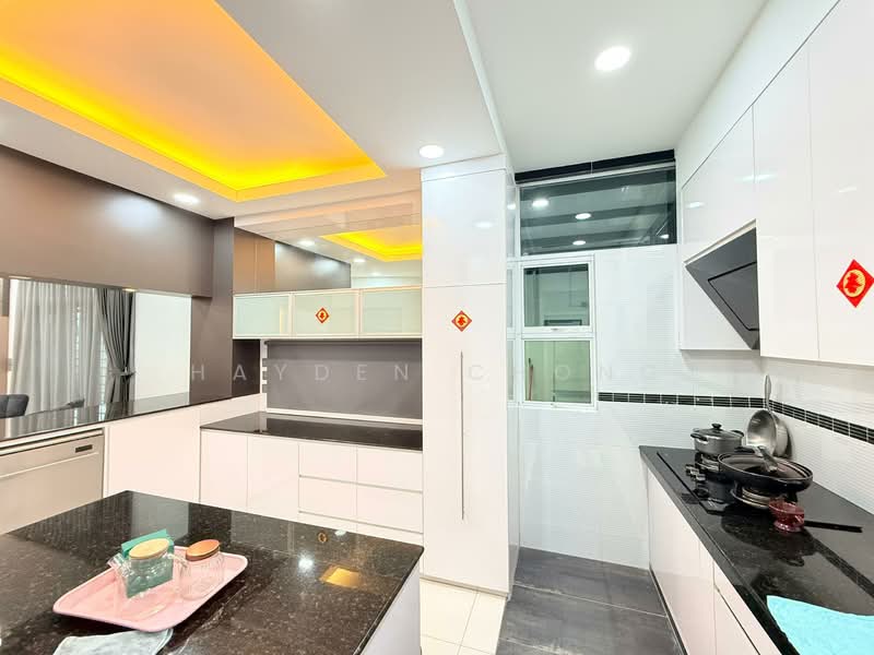 Cluster House for Sale in Bukit Indah (Iskandar Puteri (Nusajaya)) - Hayden Chong - Kitchen - PropertyGuru.com.my