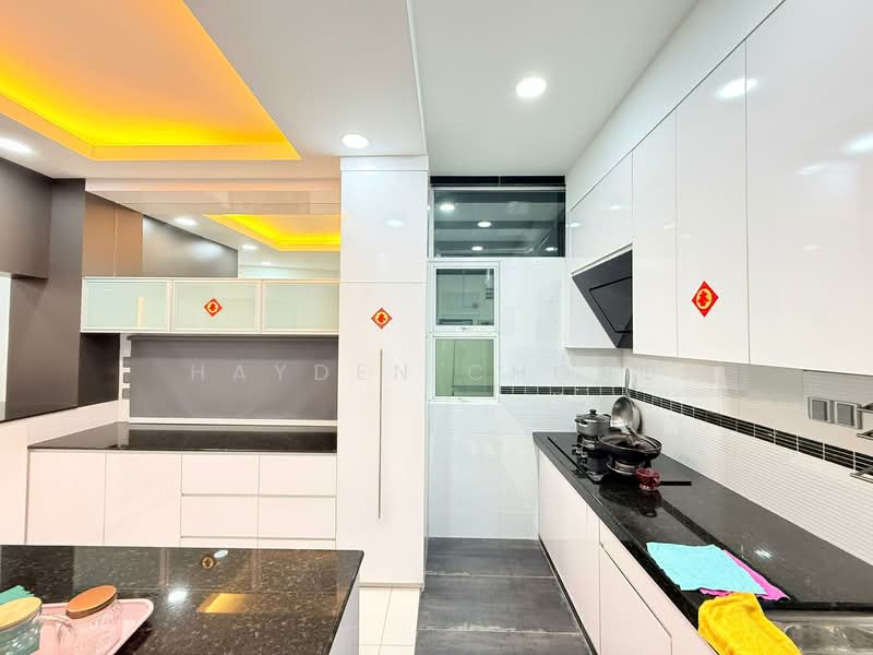 Cluster House for Sale in Bukit Indah (Iskandar Puteri (Nusajaya)) - Hayden Chong - Kitchen - PropertyGuru.com.my