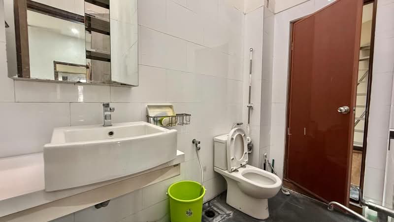 2-storey Terraced House for Sale in Bandar Mahkota Cheras (Cheras) - Aqillah Razali - Bathroom - PropertyGuru.com.my