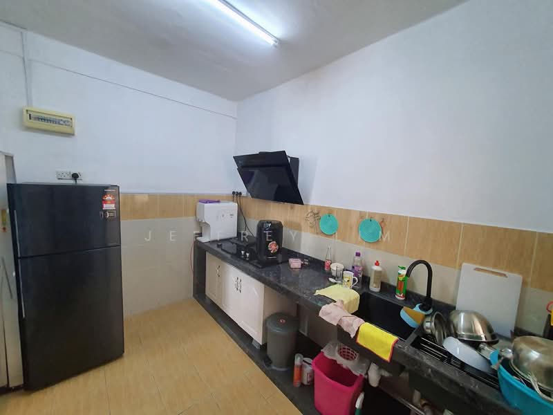 Pangsapuri untuk Dijual di Indah Court Apartment - Jeffrey Lim - Kitchen - PropertyGuru.com.my