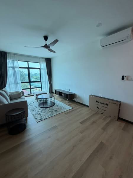 Condominium for Sale at Sapphire On The Park - Mandy Tian Tian - Living Room - PropertyGuru.com.my
