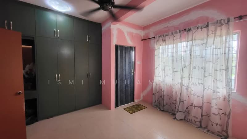 Rumah Teres 2 Tingkat untuk Dijual di Taman Serendah Makmur (Serendah) - Ismi Muhammad - Bedroom - PropertyGuru.com.my