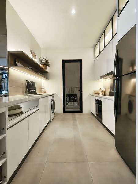 Servis Apartment untuk Dijual di Amara Residences - Kenneth Chong - Kitchen - PropertyGuru.com.my